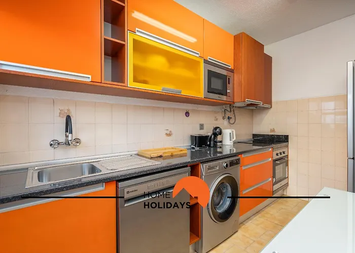 #252 Great Location Appartamento